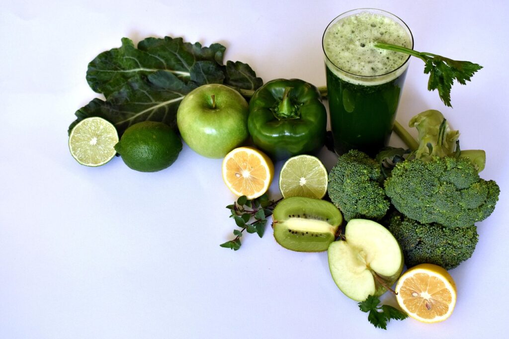 野菜不足を解消する青汁は空腹時に飲むと胃が痛いのか？